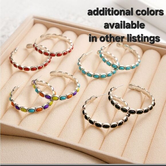 New FREE PEOPLE Buckaroo C shaped hoop black earrings - Picture 8 of 8